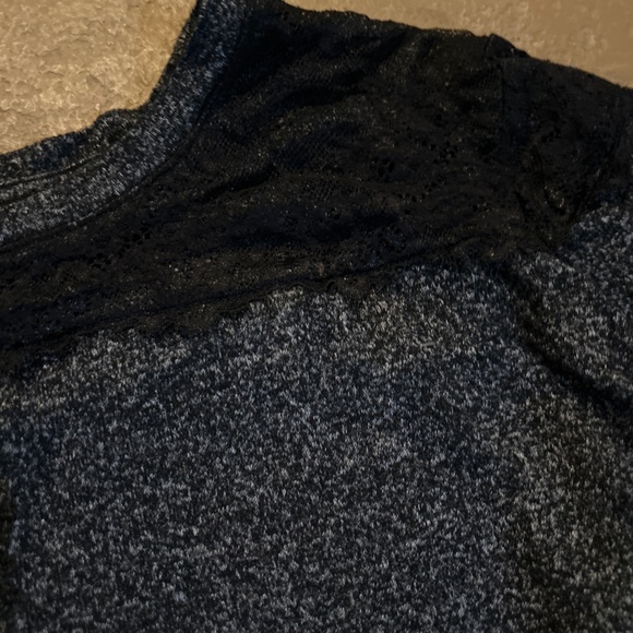 Maurice’s Holiday Top - Picture 2 of 3